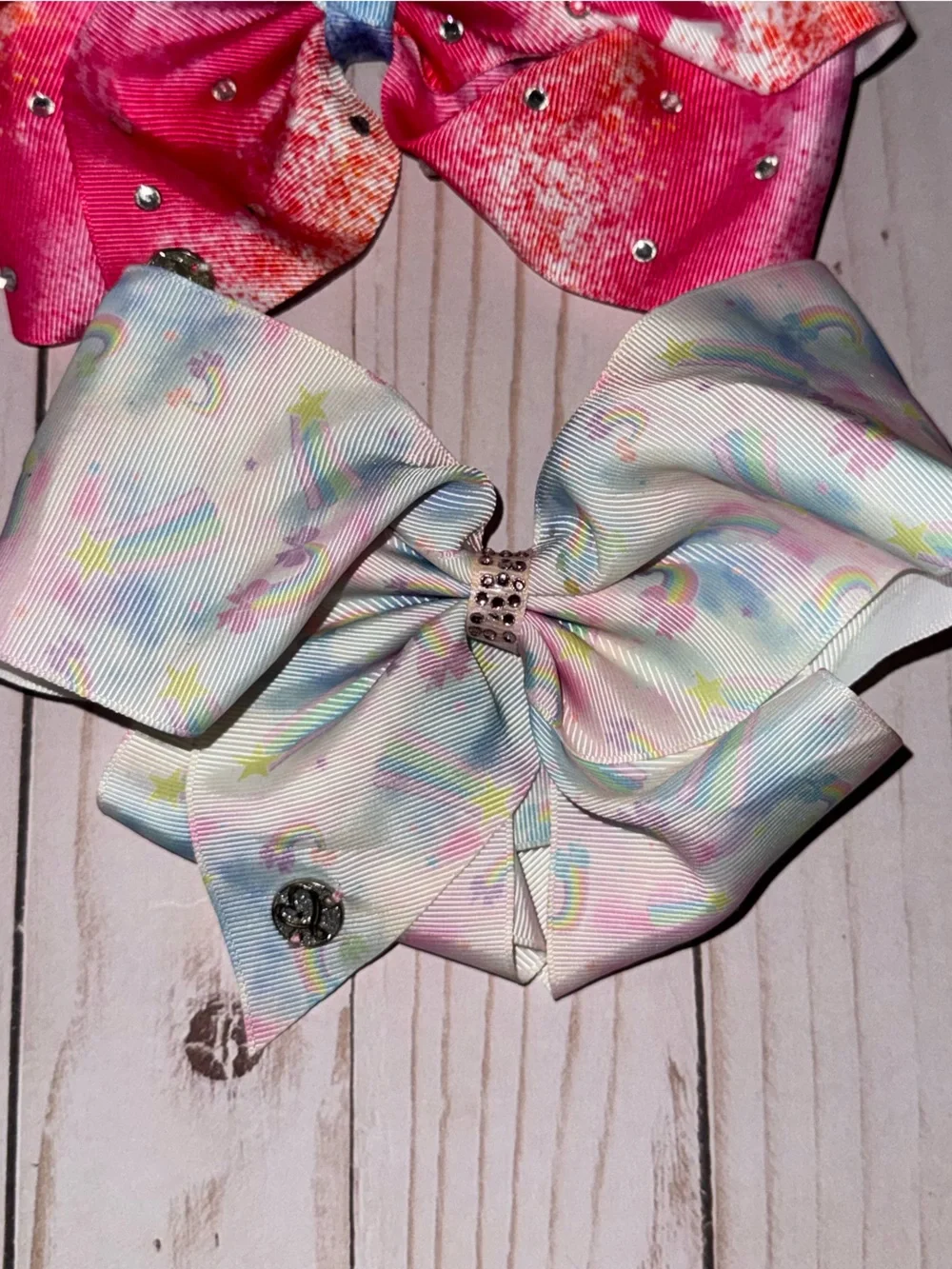 Jojo bows